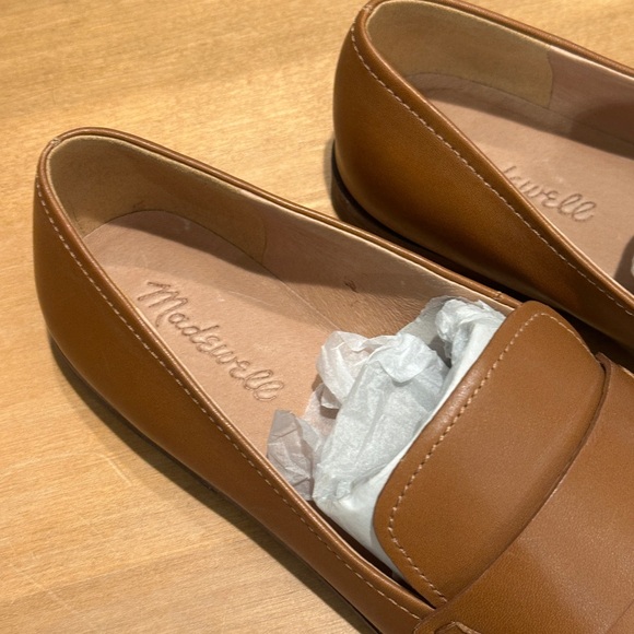 Brand New Madewell Caramel Leather Loafers Size 9 - Picture 2 of 4